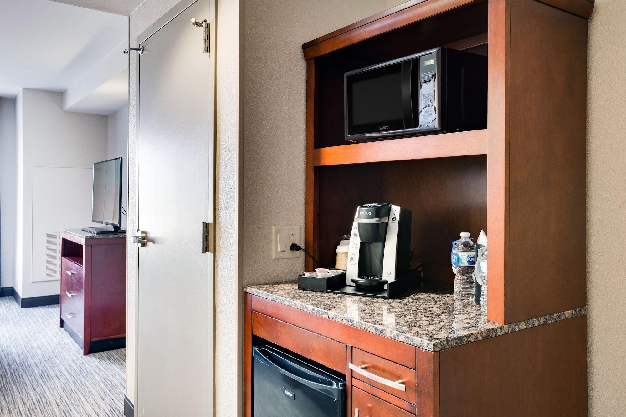 Hilton Garden Inn Milwaukee Airport Eksteriør billede