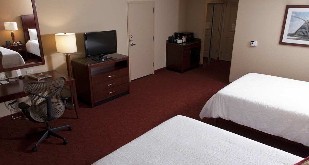 Hilton Garden Inn Milwaukee Airport Eksteriør billede