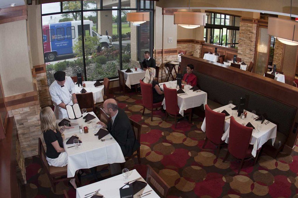 Hilton Garden Inn Milwaukee Airport Eksteriør billede