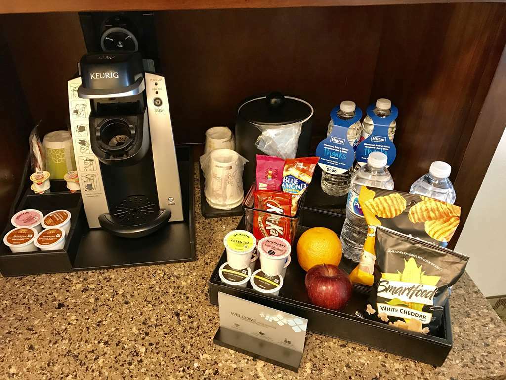Hilton Garden Inn Milwaukee Airport Værelse billede